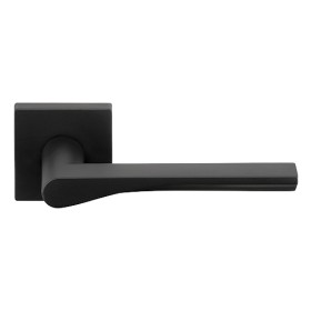 Ручка дверная Archie VERGE на тонкой квадратной розетке L040 71BL Матовый черный