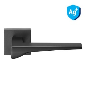 Межкомнатная дверная ручка Archie Sillur на квадратной накладке SALVO M.BLACK матовый черный Межкомнатная дверная ручка Archie Sillur на квадратной накладке SALVO M.BLACK матовый черный