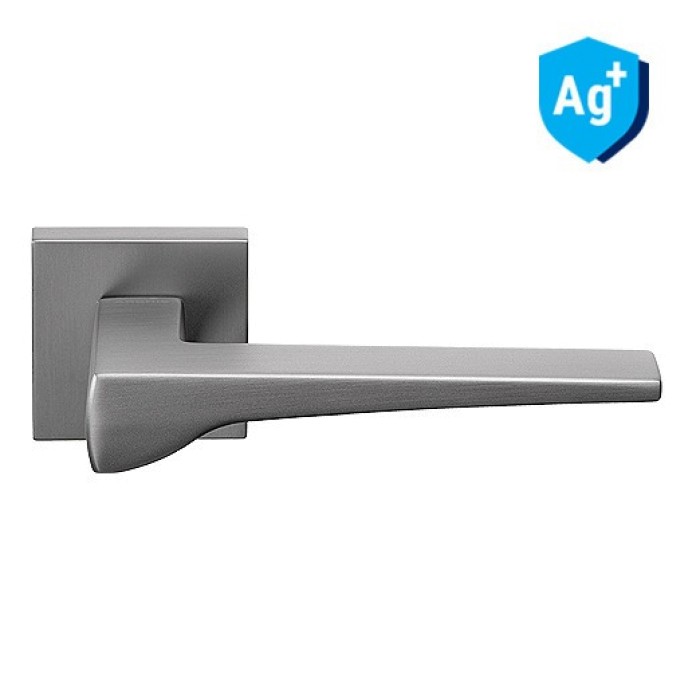 Межкомнатная дверная ручка Archie Sillur на квадратной накладке SALVO PLATINUM GREY платиново-серый Межкомнатная дверная ручка Archie Sillur на квадратной накладке SALVO PLATINUM GREY платиново-серый