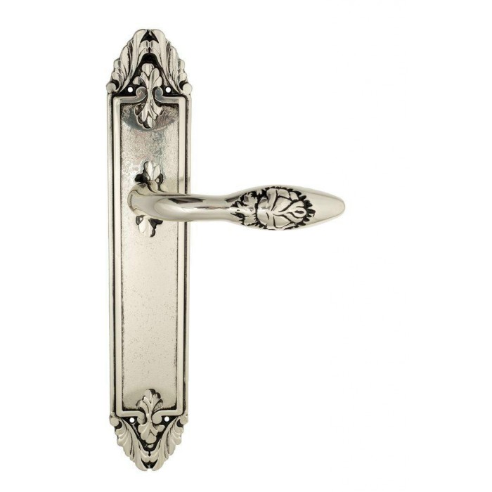 Дверная ручка Venezia CASANOVA на планке PL90 натуральное серебро + черный