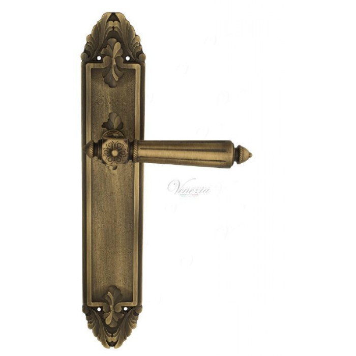 Дверная ручка Venezia CASTELLO на планке PL90 матовая бронза
