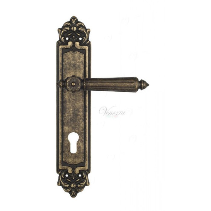 Дверная ручка Venezia CASTELLO CYL на планке PL96 античная бронза