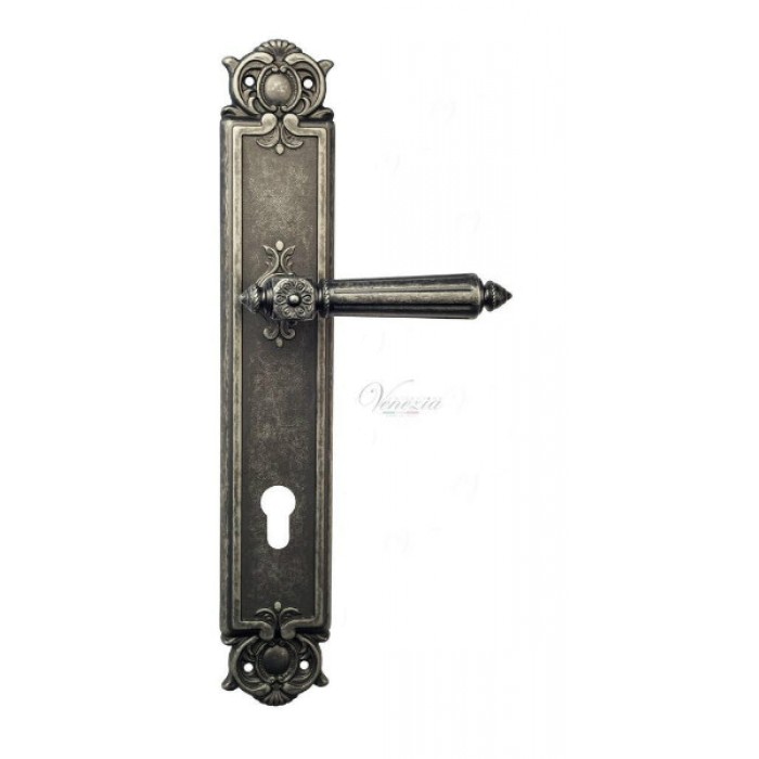 Дверная ручка Venezia CASTELLO CYL на планке PL97 античное серебро
