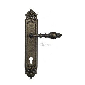 Дверная ручка Venezia GIFESTION CYL на планке PL96 античная бронза Дверная ручка Venezia GIFESTION CYL на планке PL96 античная бронза