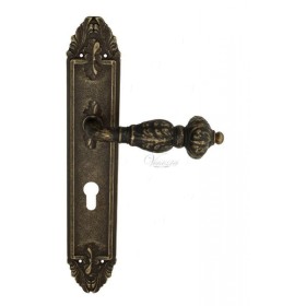 Дверная ручка Venezia LUCRECIA CYL на планке PL90 античная бронза Дверная ручка Venezia LUCRECIA CYL на планке PL90 античная бронза