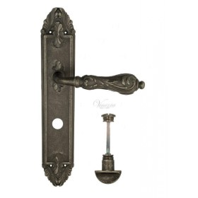 Дверная ручка Venezia MONTE CRISTO WC на планке PL90 античное серебро Дверная ручка Venezia MONTE CRISTO WC на планке PL90 античное серебро