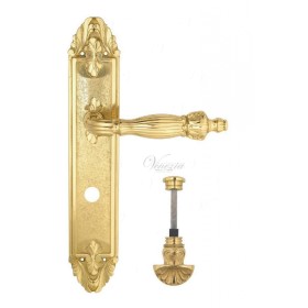 Дверная ручка Venezia OLIMPIO WC-4 на планке PL90 полированная латунь Дверная ручка Venezia OLIMPIO WC-4 на планке PL90 полированная латунь