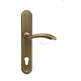 Дверная ручка Venezia VERSALE CYL на планке PL02 матовая бронза Дверная ручка Venezia VERSALE CYL на планке PL02 матовая бронза