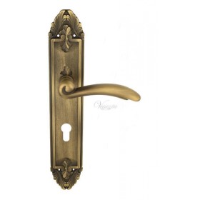 Дверная ручка Venezia VERSALE CYL на планке PL90 матовая бронза Дверная ручка Venezia VERSALE CYL на планке PL90 матовая бронза