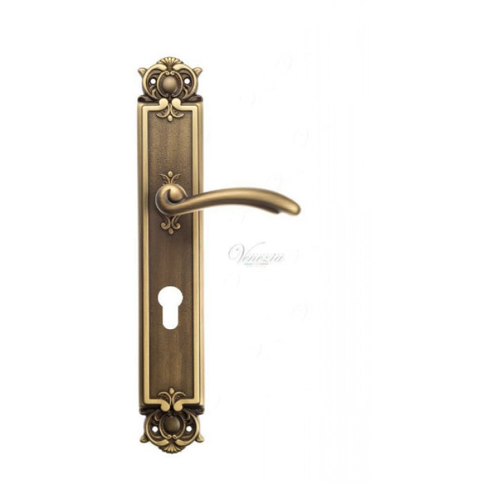 Дверная ручка Venezia VERSALE CYL на планке PL97 матовая бронза
