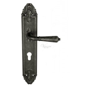 Дверная ручка Venezia VIGNOLE CYL на планке PL90 античное серебро Дверная ручка Venezia VIGNOLE CYL на планке PL90 античное серебро