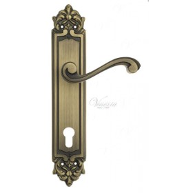 Дверная ручка Venezia VIVALDI CYL на планке PL96 матовая бронза Дверная ручка Venezia VIVALDI CYL на планке PL96 матовая бронза