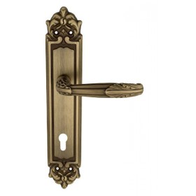 Дверная ручка Venezia ANGELINA CYL на планке PL96 матовая бронза Дверная ручка Venezia ANGELINA CYL на планке PL96 матовая бронза