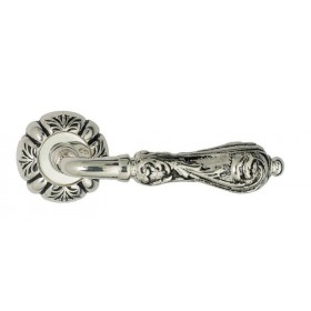 Дверная ручка Venezia MONTE CRISTO D5 натуральное серебро + черный Дверная ручка Venezia MONTE CRISTO D5 натуральное серебро + черный