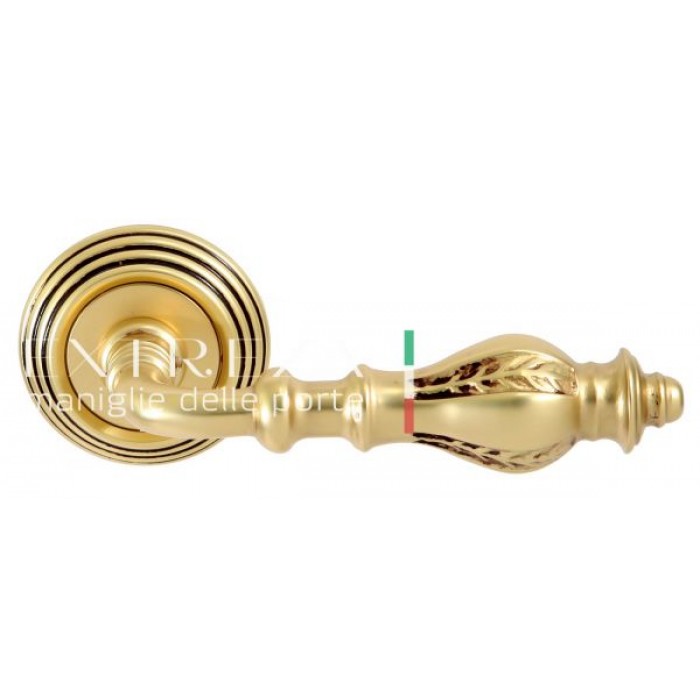 Дверная ручка Extreza EVITA (Эвита) 301 на розетке R05 французское золото + коричневый F59