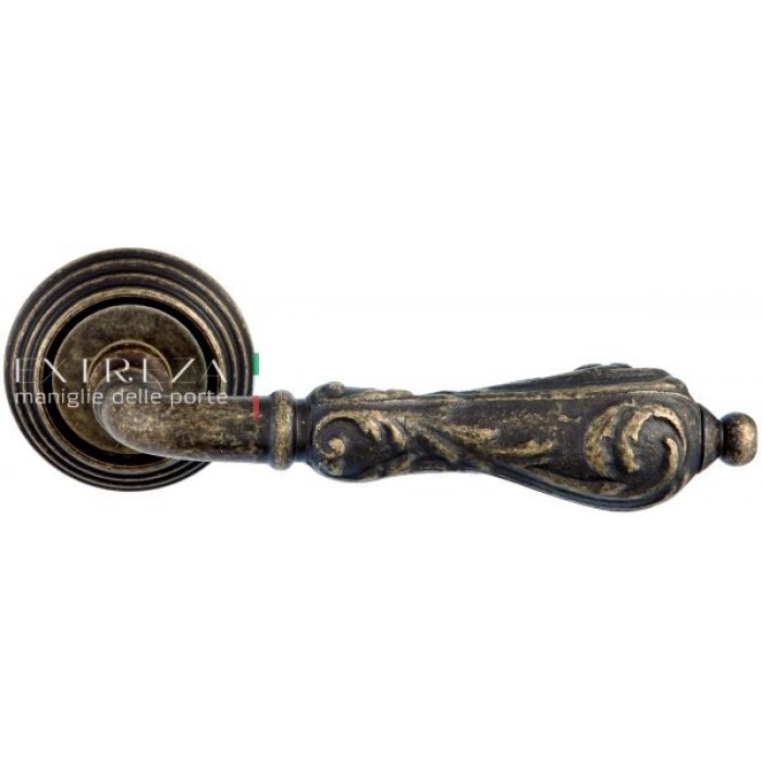 Дверная ручка Extreza GRETA (Грета) 302 на розетке R05 античная бронза F23