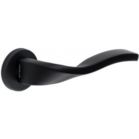 Дверная ручка Extreza Hi-tech Slim PERLA (Перла) 114 на круглой розетке R12 черный F22