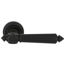 Дверная ручка Extreza LEON (Леон) 303 на розетке R01 черный матовый F22
