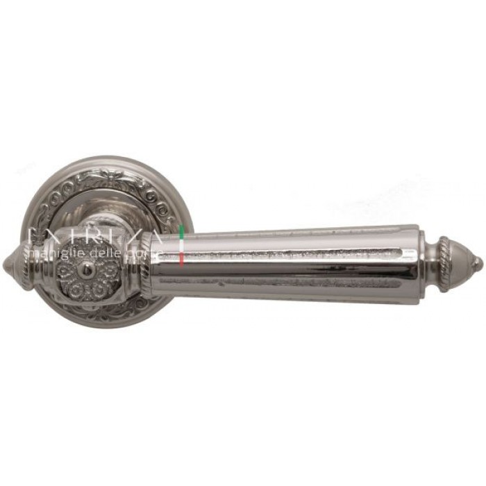 Дверная ручка Extreza LEON (Леон) 303 на розетке R06 полированный никель F21