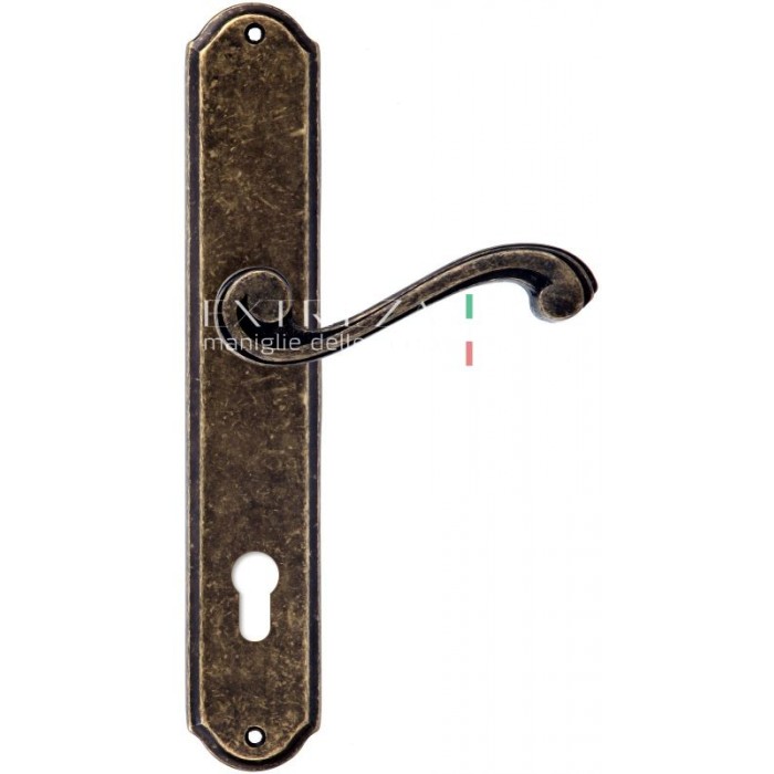 Дверная ручка Extreza LINA (Лина) 313 на планке PL01 CYL античная бронза F23