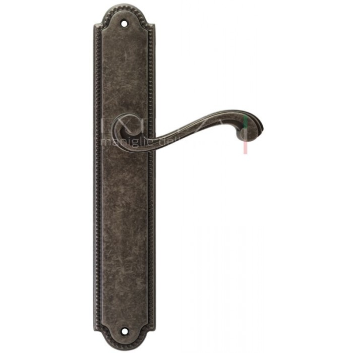 Дверная ручка Extreza LINA (Лина) 313 на планке PL03 античное серебро F45