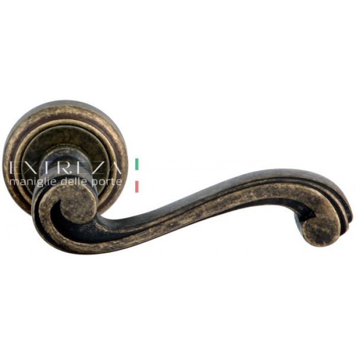 Дверная ручка Extreza LINA (Лина) 313 на розетке R01 античная бронза F23