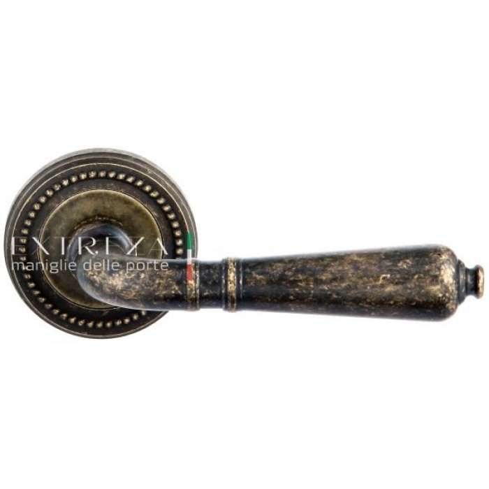 Дверная ручка Extreza PETRA (Петра) 304 на розетке R03 античная бронза F23