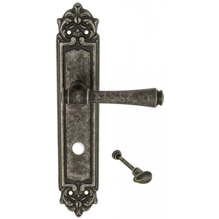 Дверная ручка Extreza PIERO (Пиеро) 326 на планке PL02 WC античное серебро F45