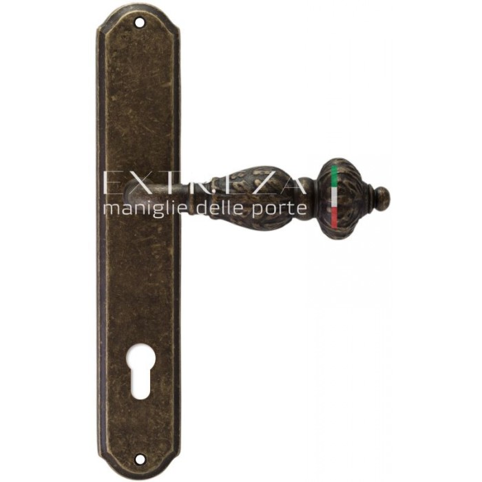 Дверная ручка Extreza TESLA (Тесла) 315 на планке PL01 CYL античная бронза F23