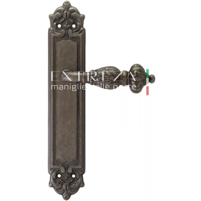 Дверная ручка Extreza TESLA (Тесла) 315 на планке PL02 античное серебро F45
