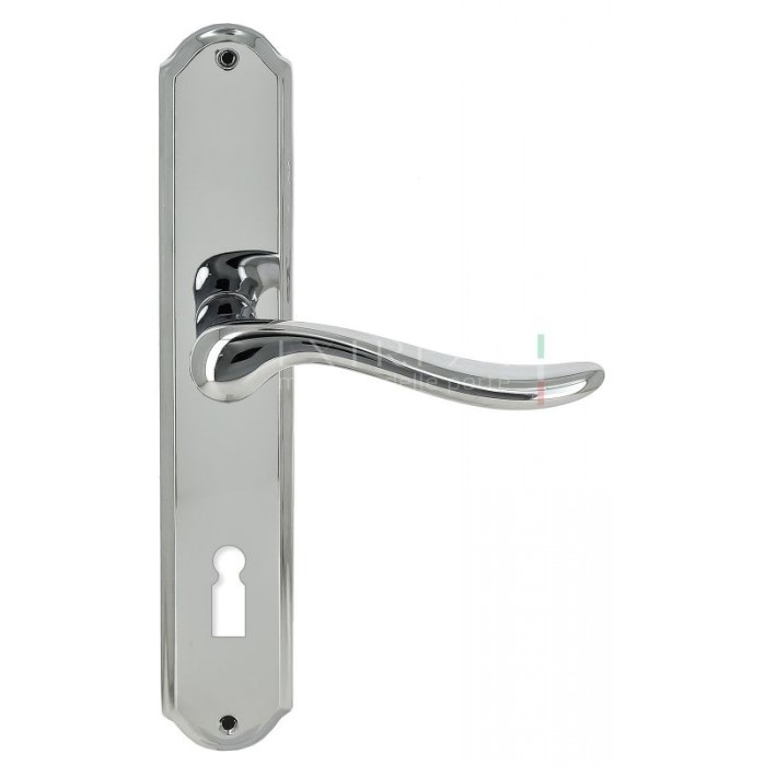 Дверная ручка Extreza TOLEDO (Толедо) 323 на планке PL01 KEY полированный хром F04