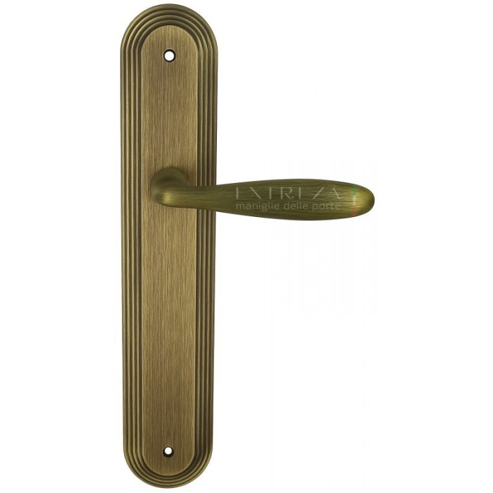 Дверная ручка Extreza VIGO (Виго) 324 на планке PL05 матовая бронза F03