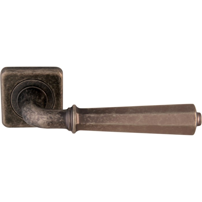 Дверная ручка на розетке Melodia 424 Z1 Denver Античное серебро