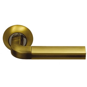 Межкомнатная дверная ручка Archie Sillur 96 золото матовое/ античная бронза